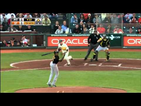 2011/08/09 Cedeno flashes the leather