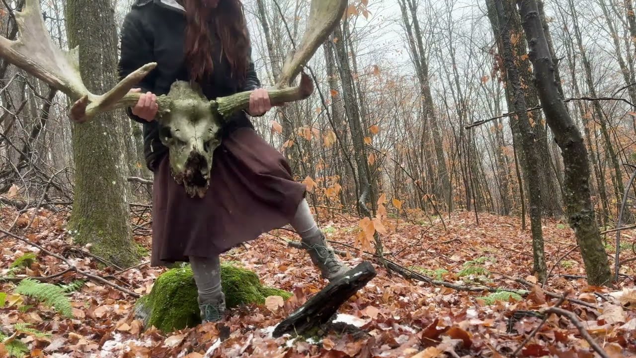 Girl Overjoyed to Find a Moose Skull in the Woods || ViralHog