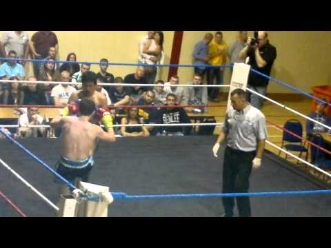 Seamus  Rooney V Mark Burami Muay Thai Mayhem Clonmel 20th Aug 2011.mp4