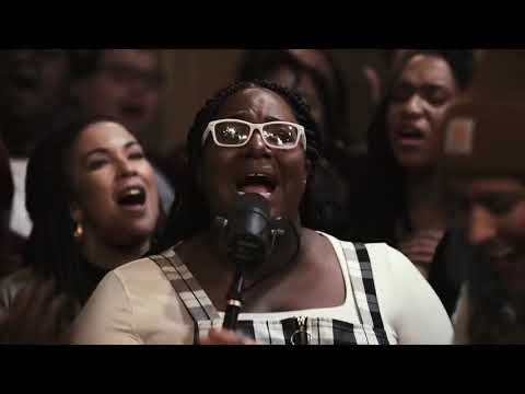 Promises (feat. Joe L Barnes & Naomi Raine) [Subtitulado al español] Maverick City