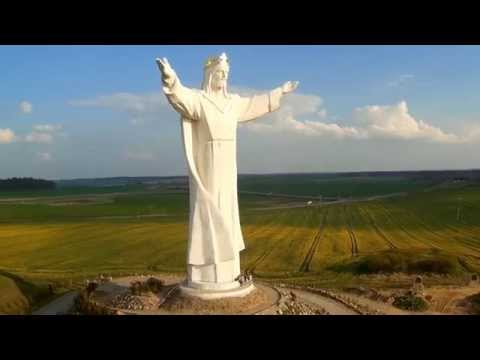 Jesus Is Great - Christ the King Statue 