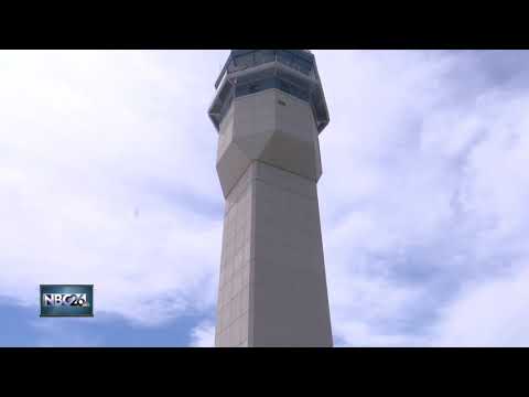 Air traffic control keeps busy at the start of EAA
