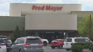 As strike looms, Fred Meyer advertises job openings for replacement workers