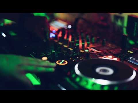 Yeah Yeah Yeahs & A-trak vs. Felguk & Subb - Heads Will Roll Boneless (Jerry Wallis Banger Mashüp)