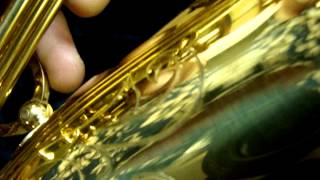 Video thumbnail for Yamaha YAS 475 alto sax detail by IplayMusic2