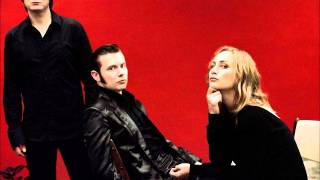 Hooverphonic - no more sweet music (lyrics)