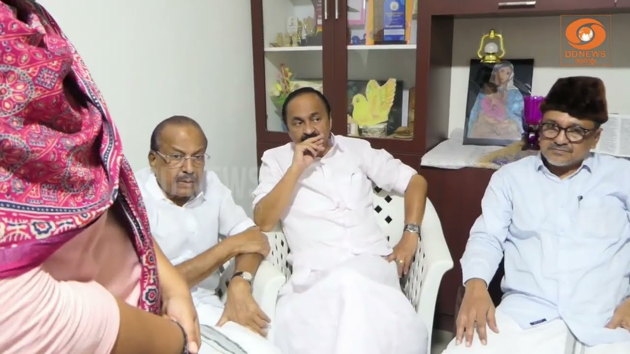 നിലമ്പൂർ മല വെള്ളപ്പാച്ചിൽ; മന്ത്രിമാരുമായി ചർച്ച ?