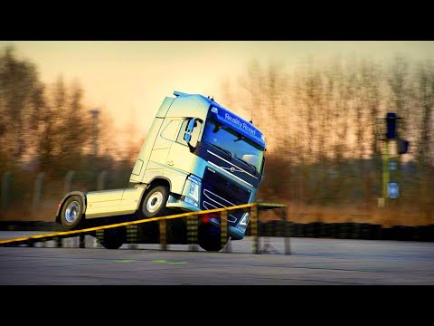 BEST TRUCKS CRASH TESTING & SAFETY DEMONSTRATIONS