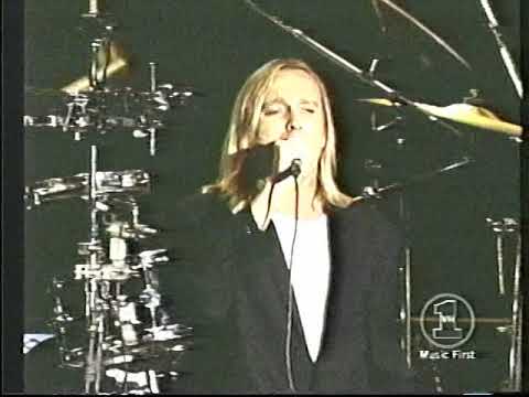 Cheap Trick & Everclear - Surrender   Detroit Rock City Premiere Party 1999