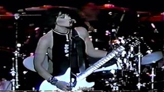 Joan Jett -  LOVE IS PAIN ( LIVE ) 1991