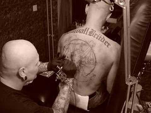 Krawallbrüder - Auf uns