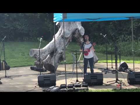 Turvytophat at Soundscape 2019