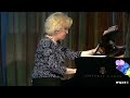 Sara Davis Buechner Performs "Catalana" by Frederico Longas