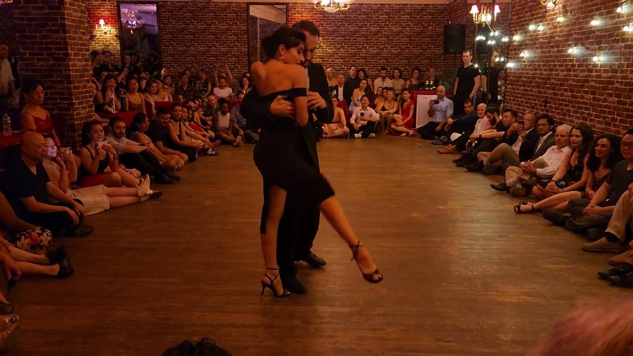 Argentine tango: Lorena Tarantino and Gianpiero Galdi - El Marne