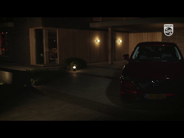 Video Teaser für Philips Hue How-To: Perfekte Verbindung zur Philips Hue Außenbeleuchtung