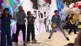 Download lagu Maliq & D’Essentials - Senja Teduh Pelita (Live at Grand Indonesia East Mall, Jakarta 22/5/2025) mp3