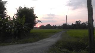 preview picture of video 'Sunset countryside, Nakhon Nayok Province, Thailand'