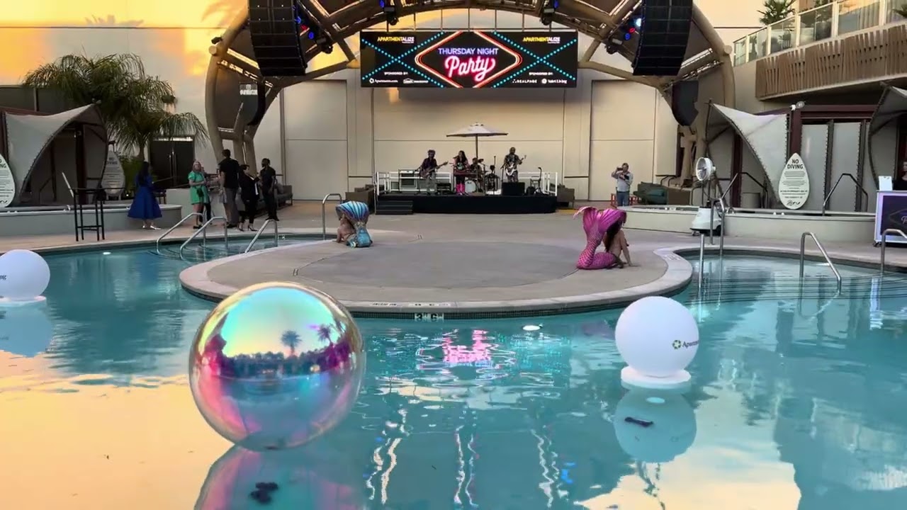 Promotional video thumbnail 3 for Swimming Mermaid