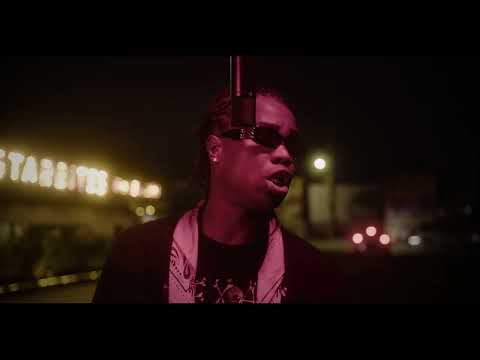 DarkoVibes, Quamina MP and Twitch 4EVA - Baddie (Performance Video)