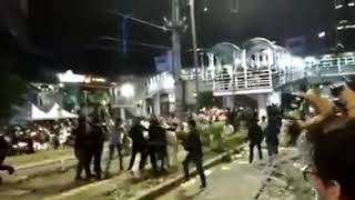 Download lagu DEMO BAWASLU 22 MEI MENCEKAM!! #22MEI2019 mp3