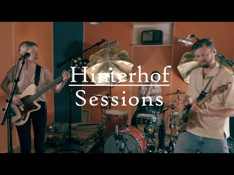 FLUUR - Haunted House | Hinterhof Sessions