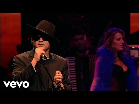 Leonardo - Paixão De Um Homem / Na Hora Do Adeus / Eu Não Sou Cachorro Não [Music Video]