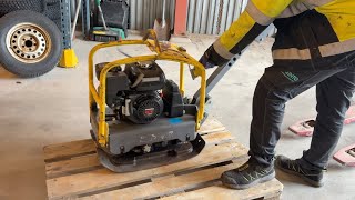 بيع صفائح اهتزازية Atlas Copco LG 160 - صورة 4 | Machineryline  صفائح اهتزازية Atlas Copco LG 160 | صورة 4 - Machineryline