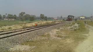 preview picture of video 'Chhapra kacheri to thawe passenger train'