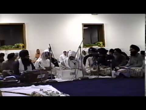 Bibi Tarvinder Kaur Jee (Seattle) - North Carolina Samagam November 28' 1992