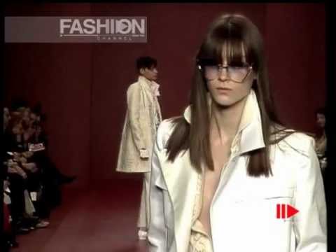 "Fendi" Autumn Winter 2001 2002 Milano 1 of 4 pret a porter by FashionChannel