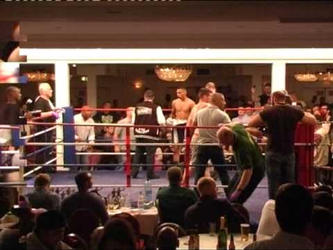 Bentley J Vancootan Boxing 3