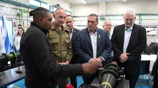 התעצמות כחול-לבן חסרת תקדים, מהלך של עצמאות ייצור שהתחיל לפני המלחמה והואץ בעקבותיה (עדכוני משרד הביטחון) - התמונה מוצגת ישירות מתוך אתר האינטרנט יוטיוב. זכויות היוצרים בתמונה שייכות ליוצרה. קישור קרדיט למקור התוכן נמצא בתוך דף הסרטון