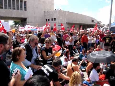 INVADIAMO LO STRETTO 12-9-2010 - 11 di 17.MOV