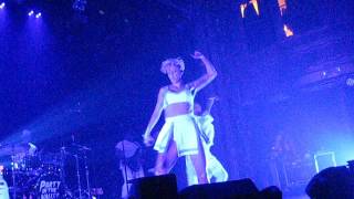 Mama Say - Betty Who - Webster Hall - 4/14/2017