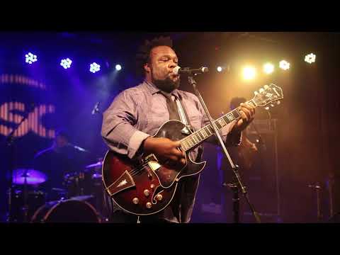 IV Mostra de Samba Rock de SP - Flavinho Mello e Banda Swing de Mesa