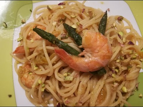 SPAGHETTI CON POMODORINI GIALLI E GAMBERI FACILISSIMI E BUONISSIMI!