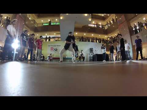 R16 SEA 2014 POPPING TOP 12 - AARON (WIN) VS AMANDA