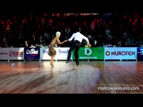 Michael Malitowski & Joanna Leunis - Honour Dance 2012 European Championships