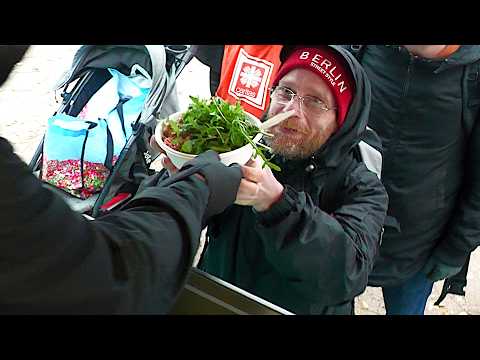 Street Food Truck for Homeless in Berlin | Cooking agains Hunger