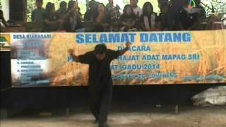 preview picture of video 'Udan Udan Papayungan - Jaipongan Abid Group'