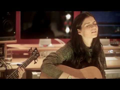 Hattie Whitehead - "Out the Blue" Live Session with Ida Hollis & Todd Baker