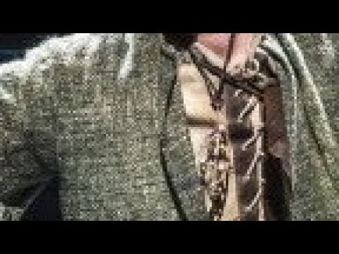 Musicalfiguren an gezoomten Kostümen erkennen