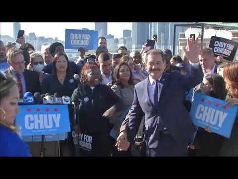 Congressman Jesus 'Chuy' Garcia announces Chicago mayor run