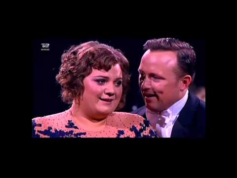 Ena & Thomas danser Slowfox og Showdance - Vild Med Dans vindere 2015