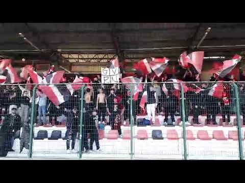 Coreografia in occasione di Castrovillari - Rossanese. sbandierata rossonera