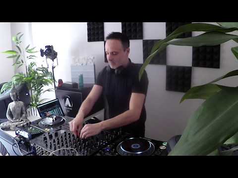 Altitude360 DJ - Melodic Techno Set (Lockdown Sessions)