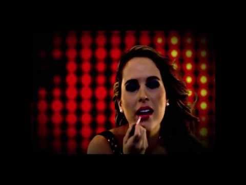 J Alvarez Ft. Chris G - Bailando Me Pegue Official Video