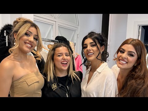 The Gipsy Kings, the Jiménez sisters' music video with Rebe, Susi, and Graciela at Events Palace ...