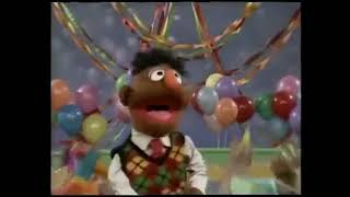 Barrio Sésamo (Sesame Street) - A Cat Had a Birthday (Castilian Spanish)