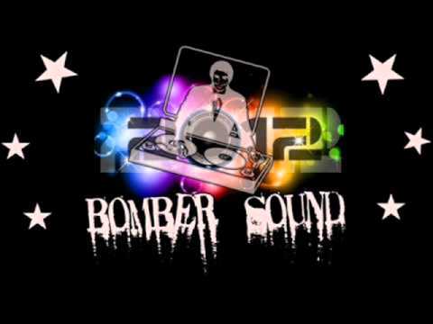 Deejay Guilherme XD Ft  Britney Spears  Criminal  (Bomber Sound 2012)